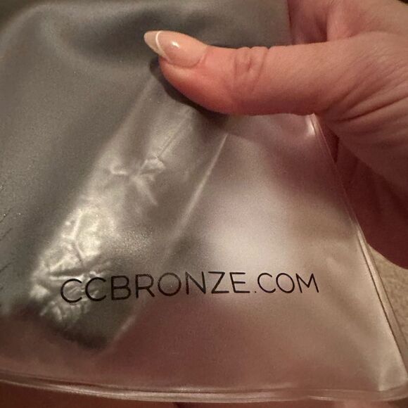 CBronze self tan Bronze Kit - Picture 3 of 3